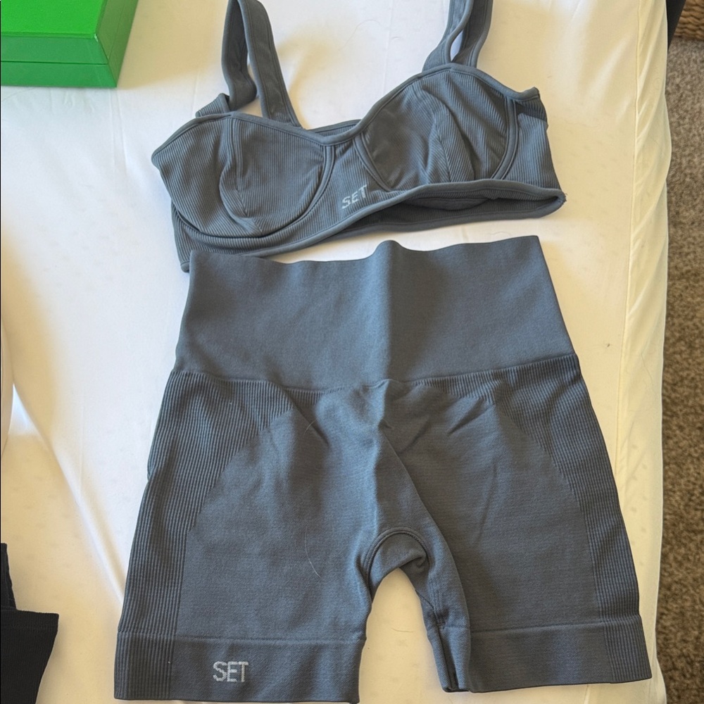 SET Active Women's Gray Active Set